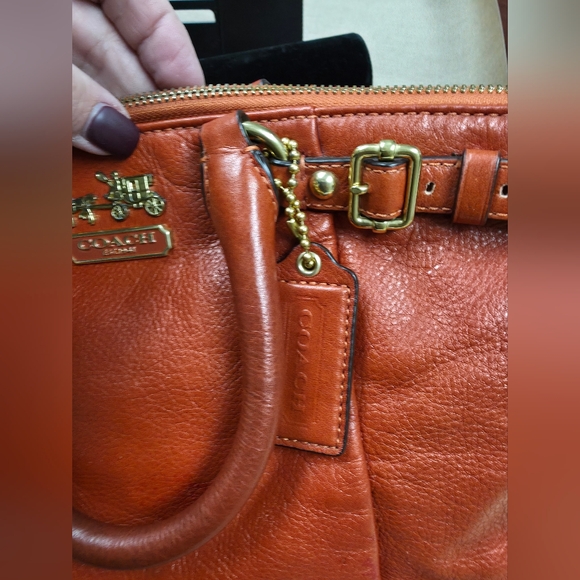 Coach Rust colored Leather Shoulder Bag. Excellent condition. - Picture 11 of 11